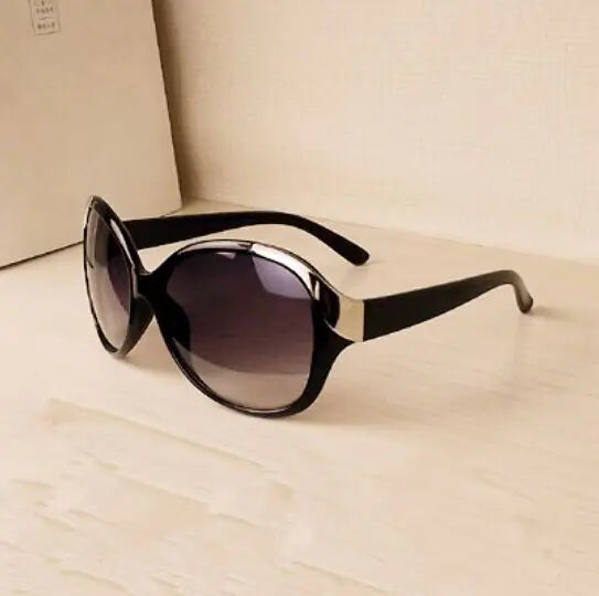 Paradise Divas' high-quality summer sunglasses for women offering both protection and fashion